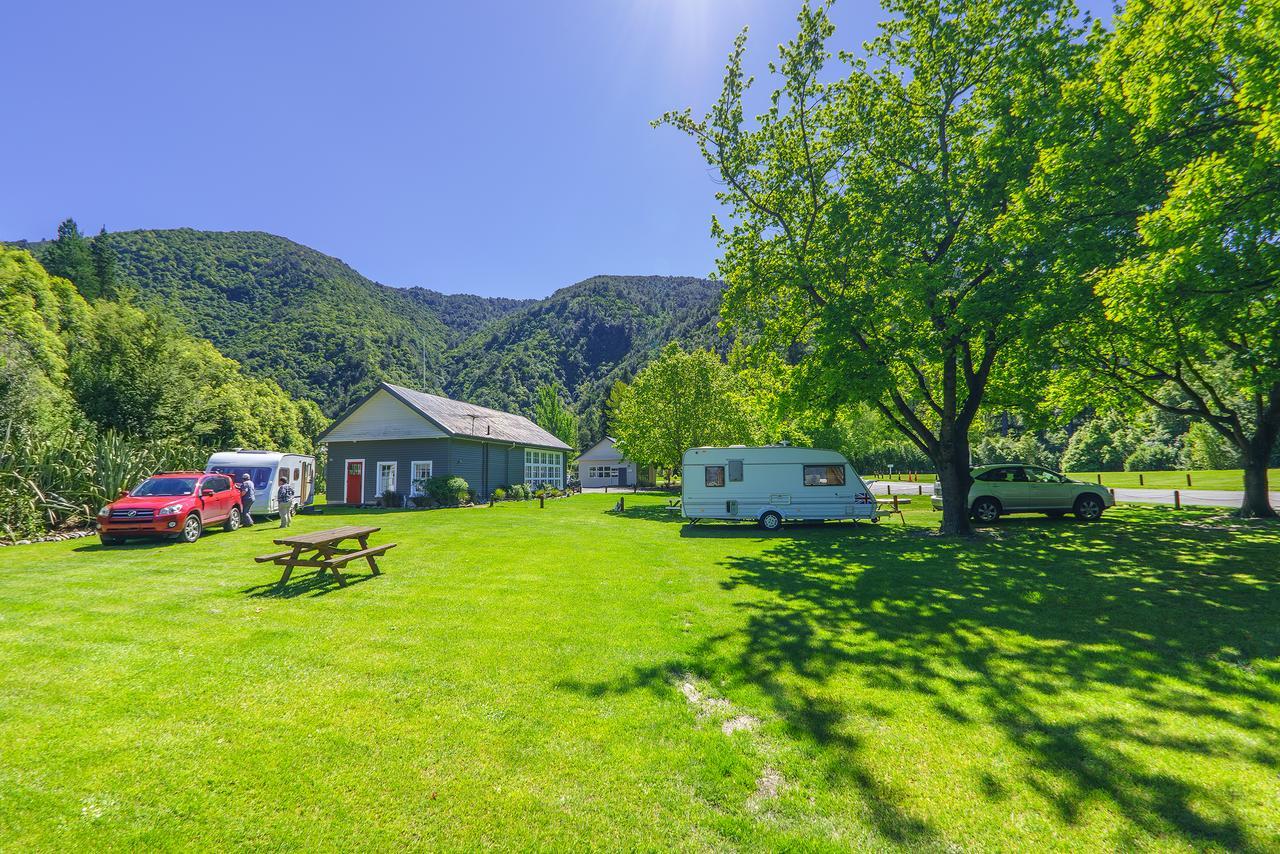 Ashley Gorge Holiday Park Оксфорд Экстерьер фото